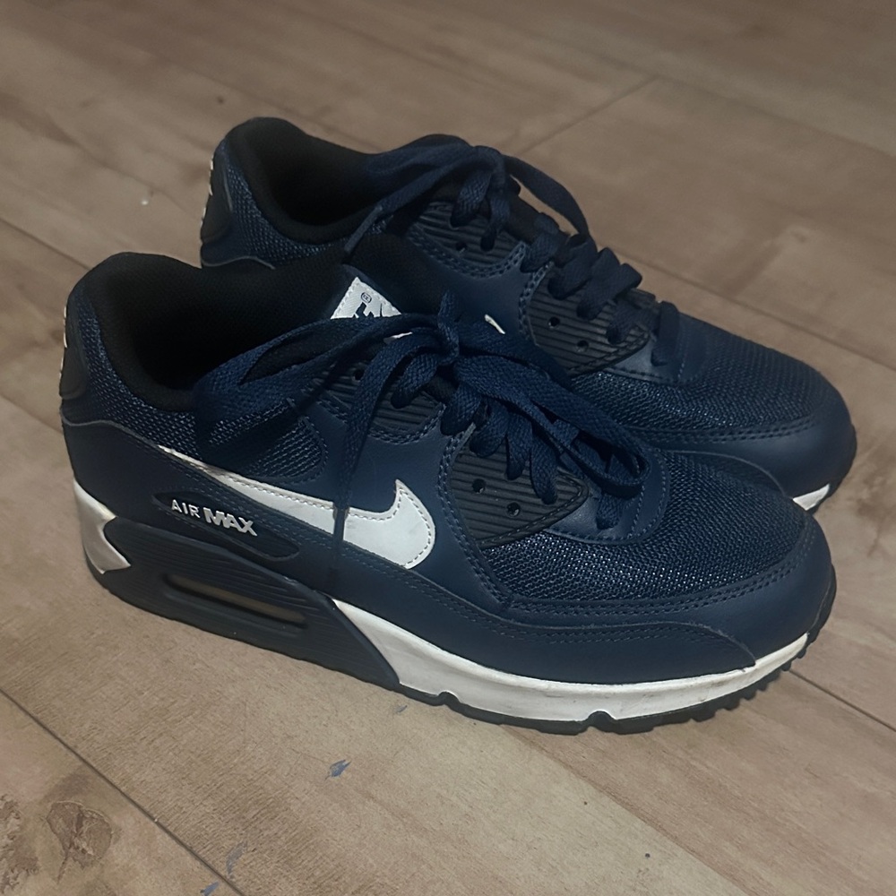 Nike Navy and White Air Max Trainer Sneakers